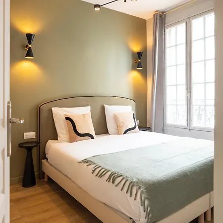 Apartment Charming And Spacious Air-conditioned *