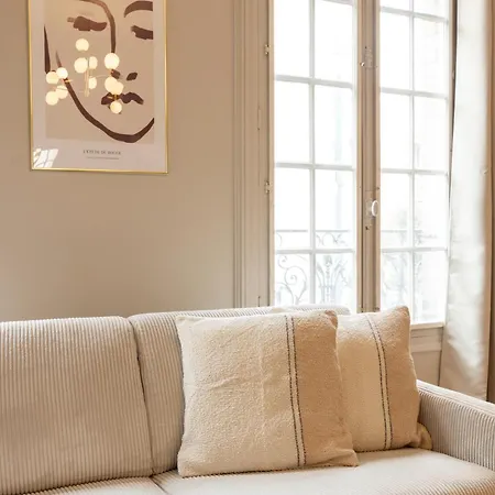 Appartement Charming And Spacious Air-conditioned *